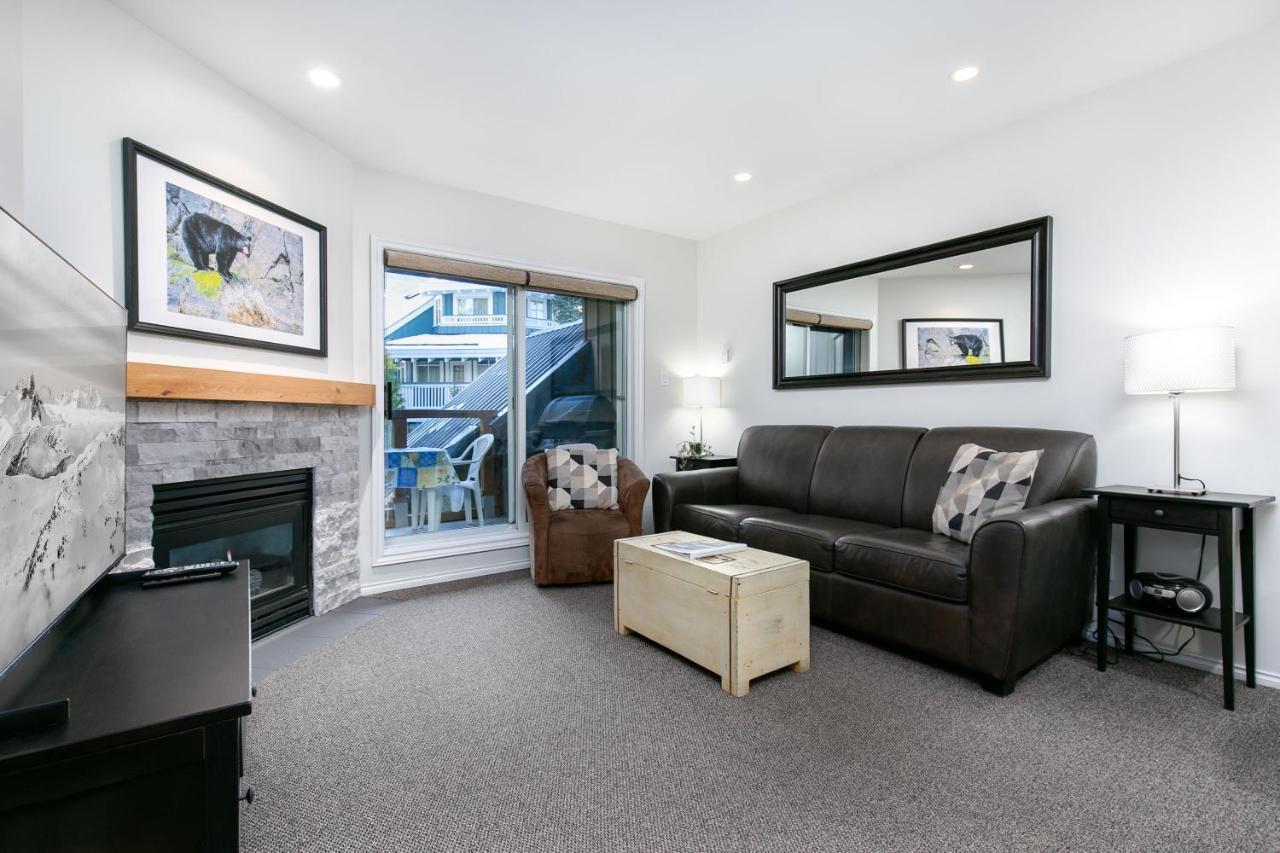 Glaciers Reach By Allseason Vacation Rentals Whistler Exteriör bild