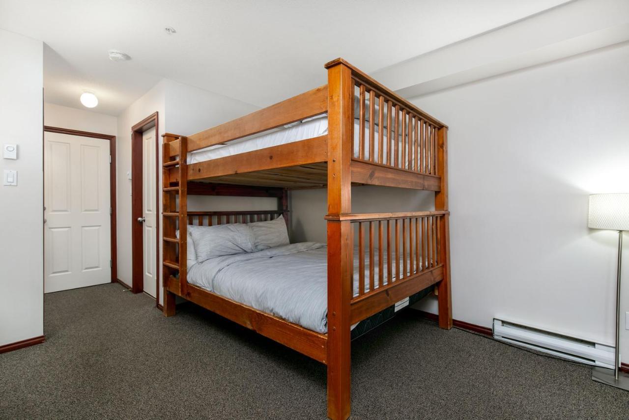 Glaciers Reach By Allseason Vacation Rentals Whistler Exteriör bild