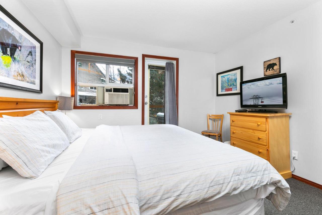 Glaciers Reach By Allseason Vacation Rentals Whistler Exteriör bild
