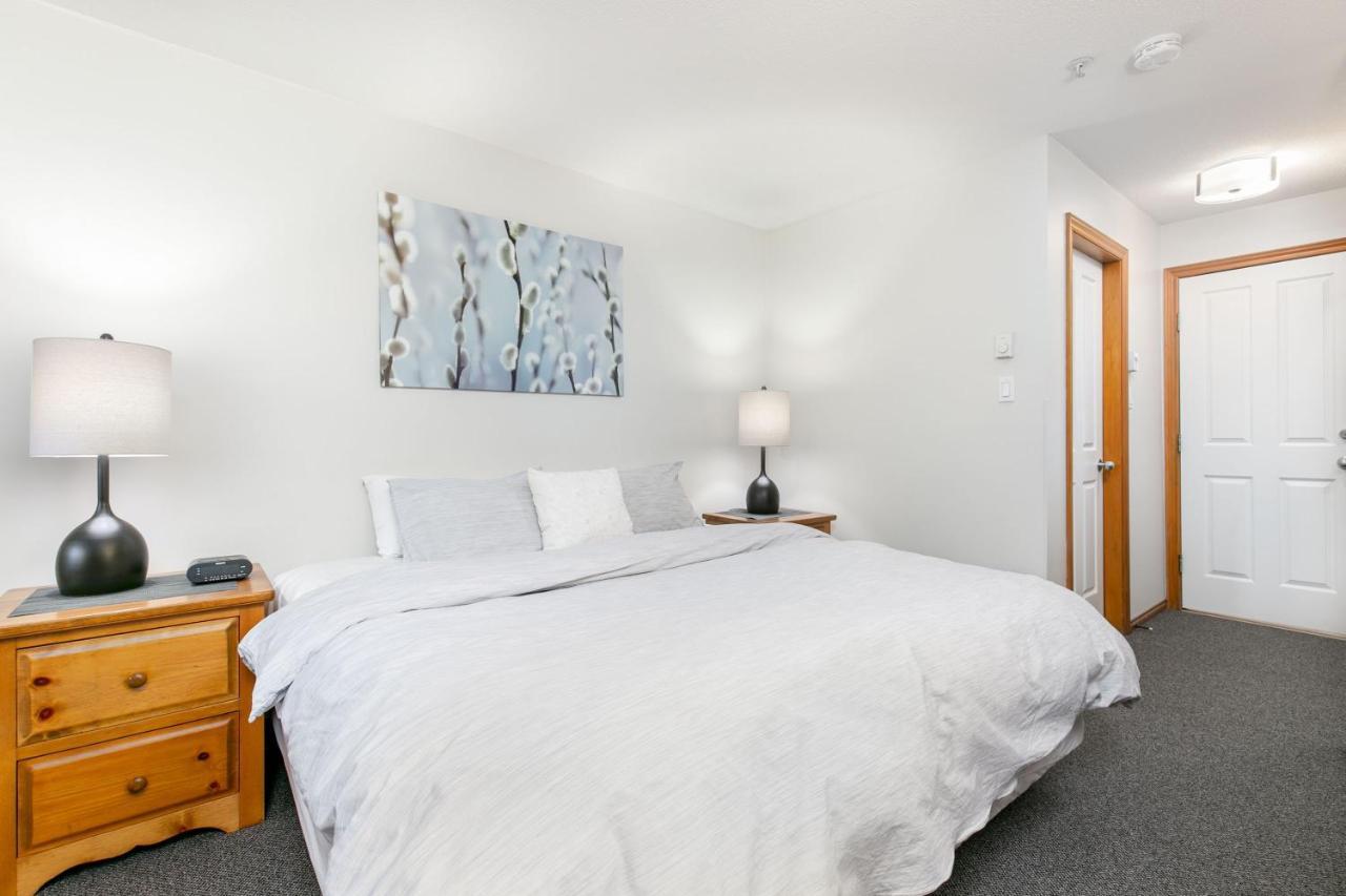 Glaciers Reach By Allseason Vacation Rentals Whistler Exteriör bild