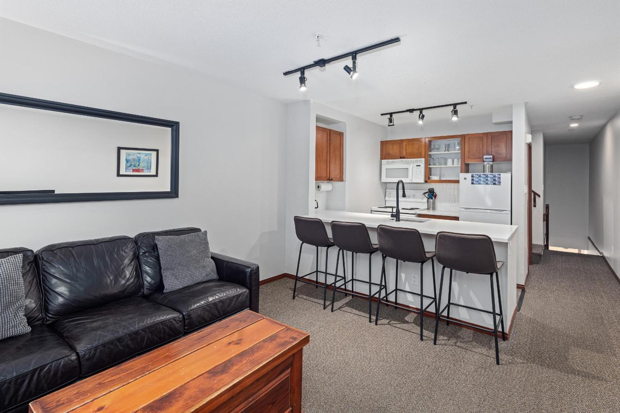 Glaciers Reach By Allseason Vacation Rentals Whistler Exteriör bild