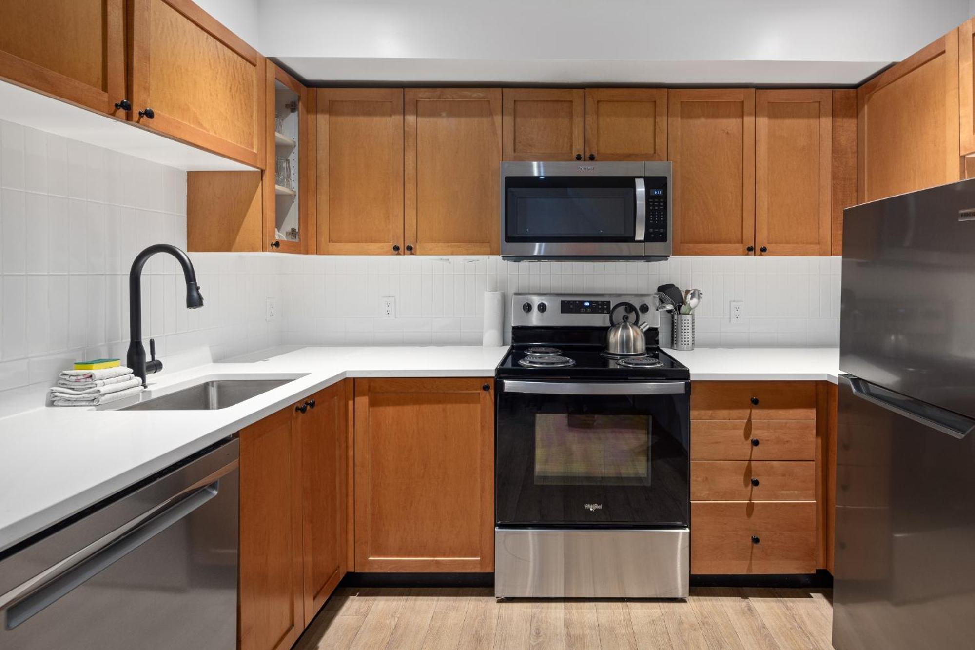 Glaciers Reach By Allseason Vacation Rentals Whistler Exteriör bild
